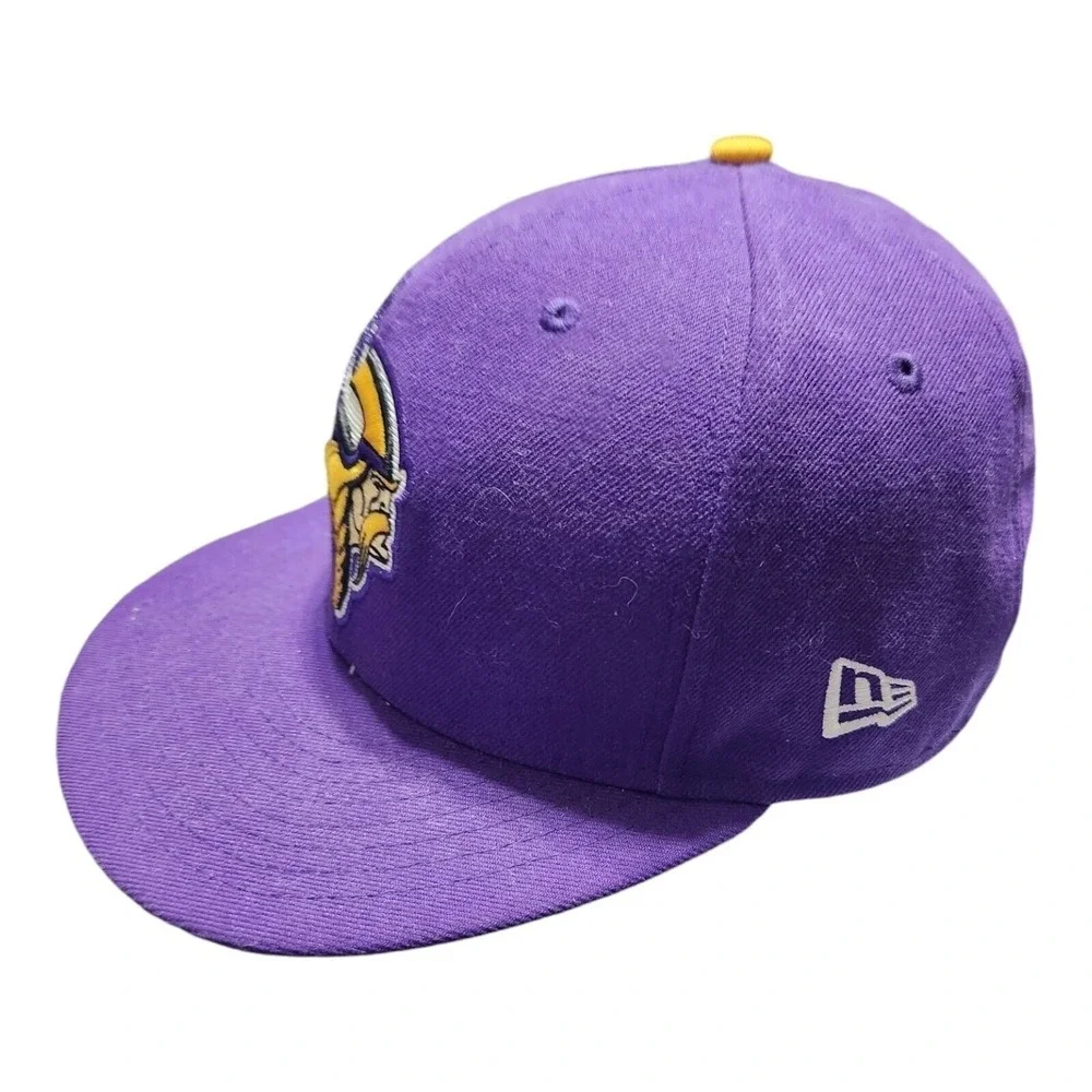 New Era 59FIFTY Minnesota Vikings Fitted Hat Size 7 Purple Yellow‎ NFL Cap